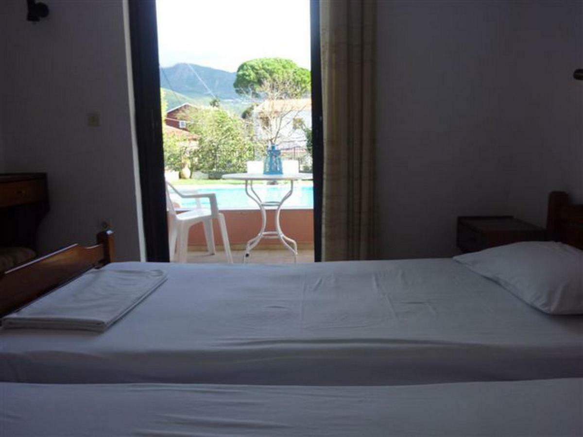 Stathis Apartments Dassia  Exterior foto
